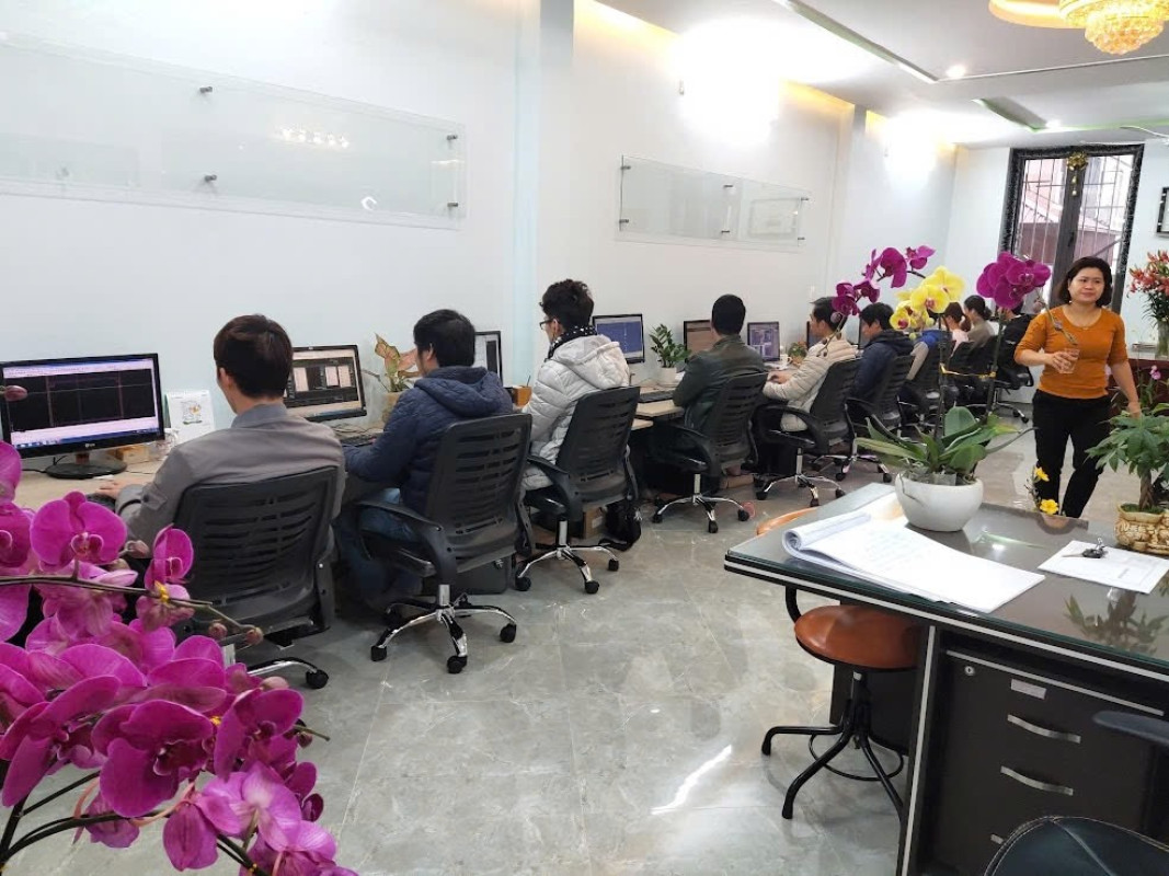 BÁNvLIỀN KỀ 6 TẦNG - VỊ TRÍ VÀNG TÔ HIỆU - QUANG TRUNG - HÀ ĐÔNG - 16 TỶ