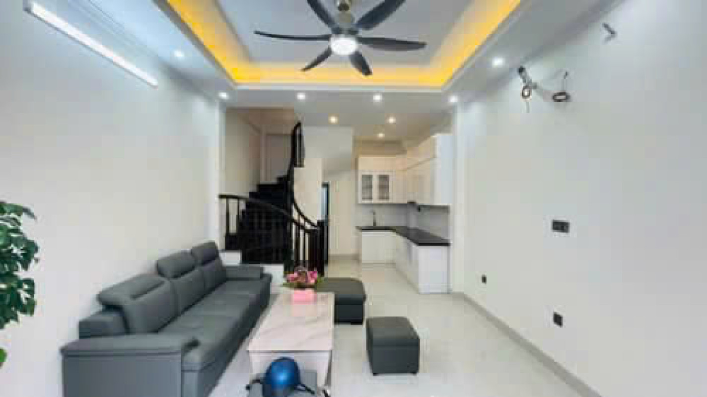 BÁN NHÀ PHỐ YÊN HÒA – CẦU GIẤY – HN  – TIỆN ÍCH ĐẦY ĐỦ,giá 7ty ,xx  083.2865.116
