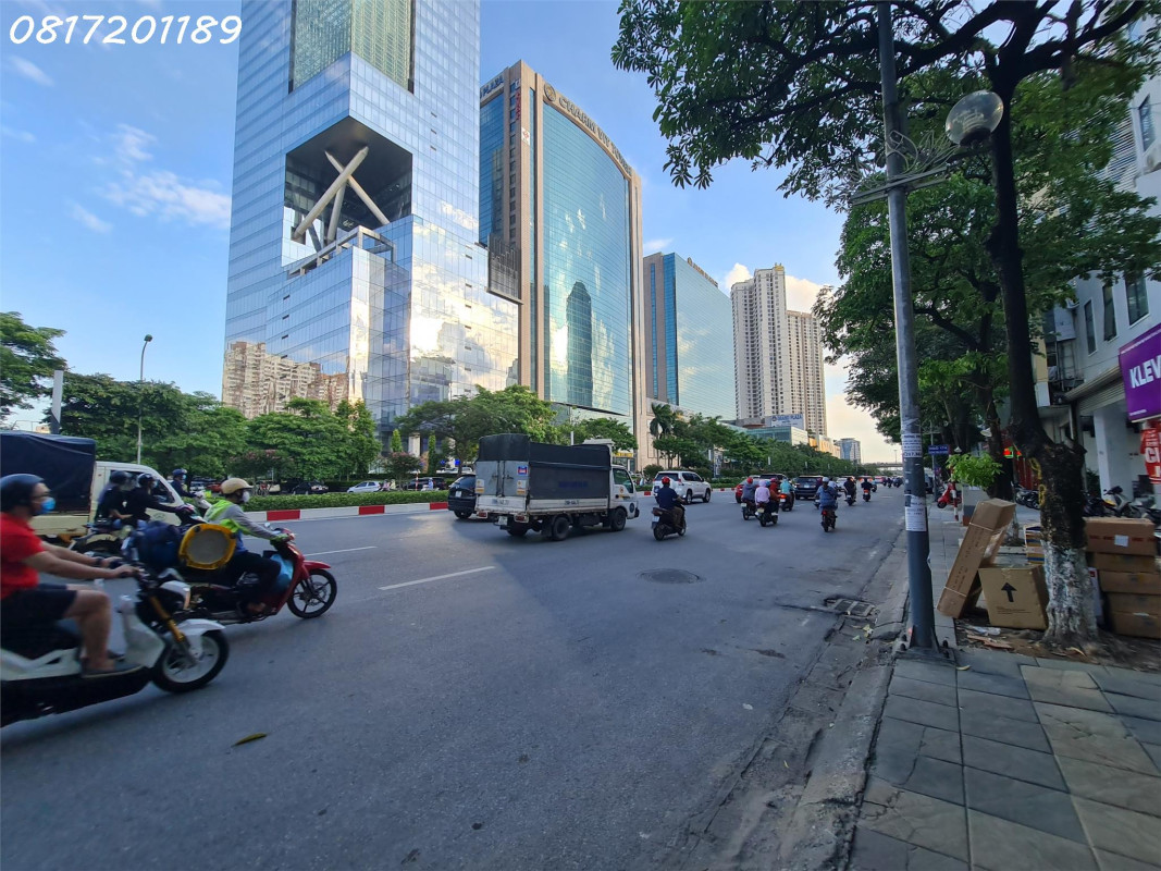 Tòa VP 8t, mặt phố Trần Duy Hưng, CG, cho thuê 160tr/th, Nhỉnh 40 tỷ